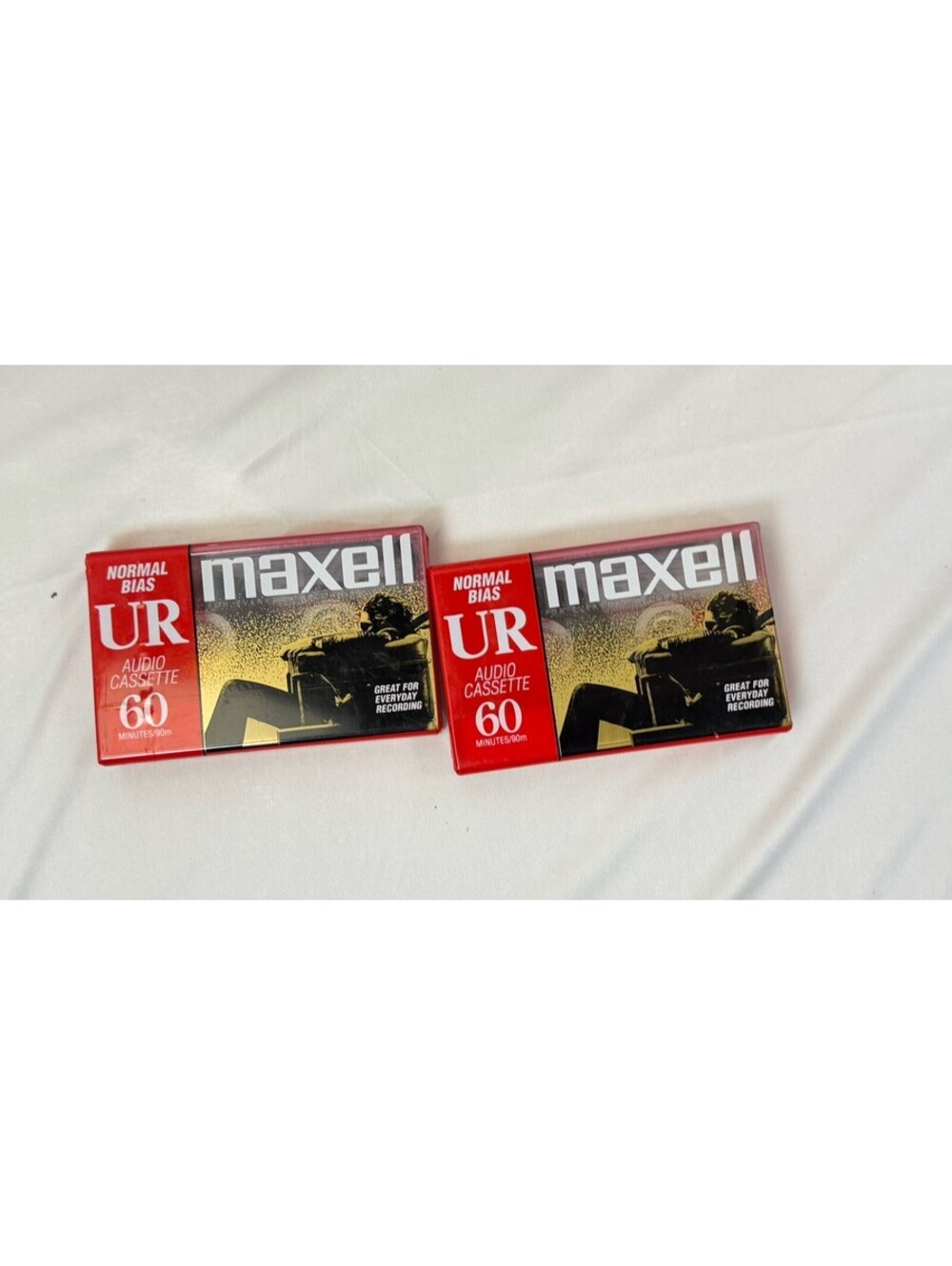 Sealed Maxell UR 60 Audio Cassette Tape 60 Minute Normal Bias IEC Type 1 Set (2)